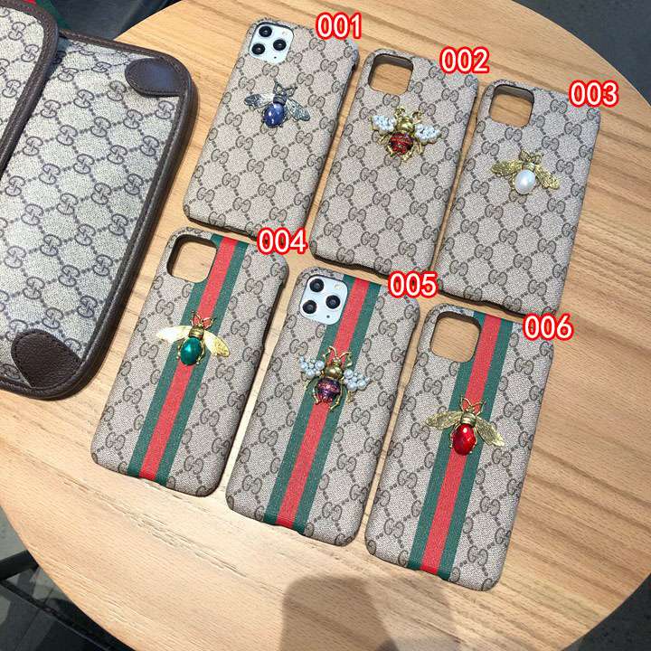 新発売 Gucci ラインストーンパールハチ形金具付き iphone12proケース