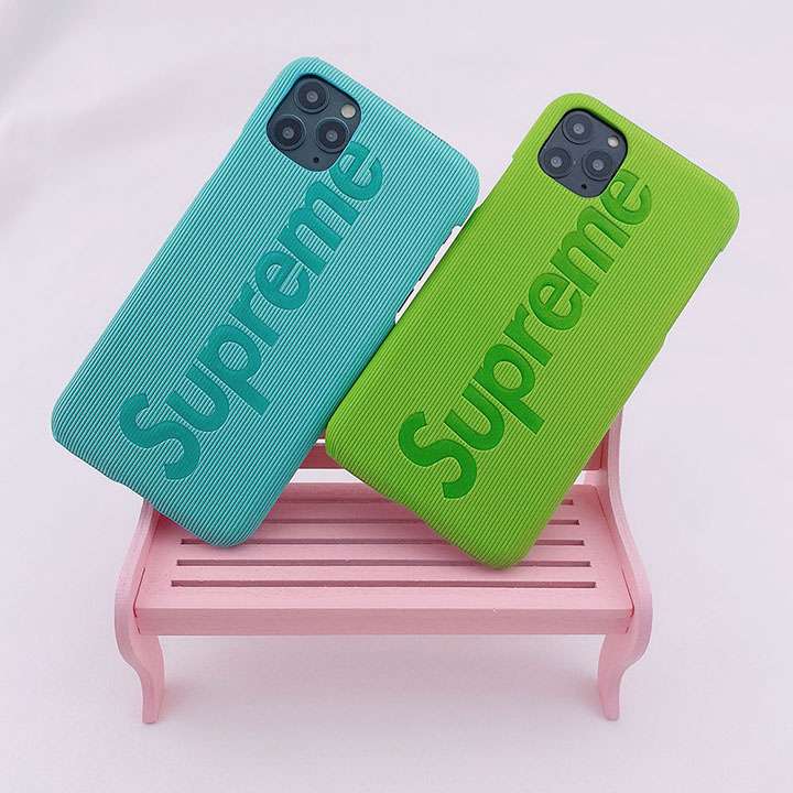 シンプル風iPhone 11ケースsupreme