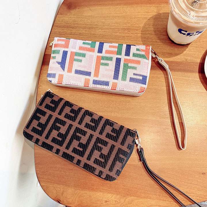 かわいい Fendi ブランド柄 iphone12携帯ケース