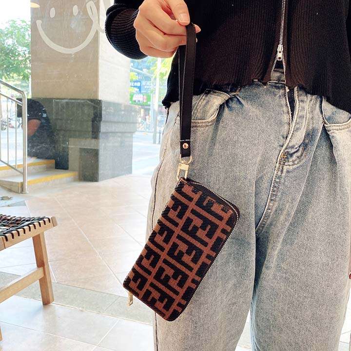 かわいい Fendi ブランド柄 iphone12携帯ケース