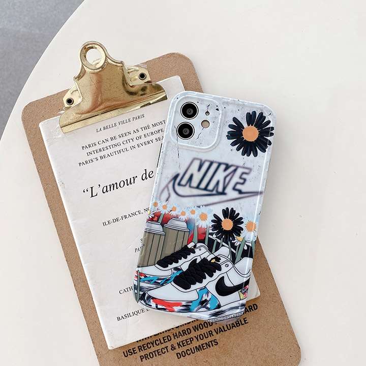 おすすめ Nike コラボ Air Jordan アイフォン12ケース ナイキ ヒナギク柄 パロディ iphone12pro携帯ケース 高品質 スポーツ風 iphone12pro maxケース