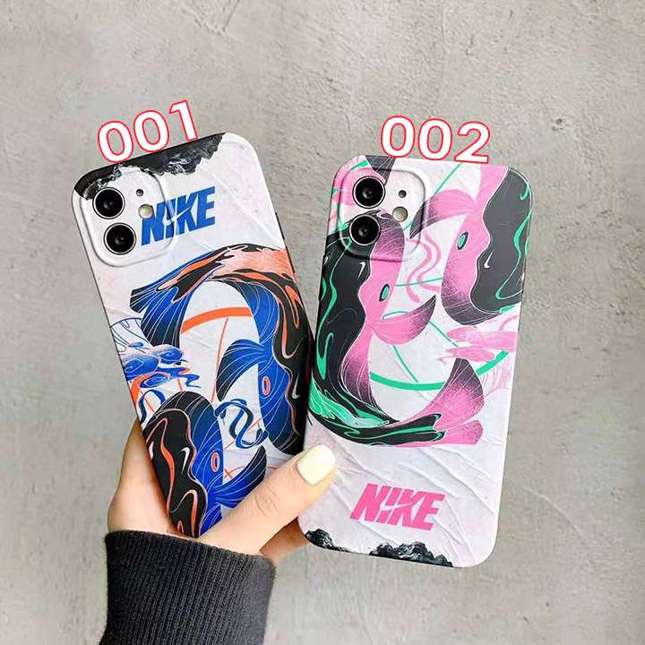 人気 nike iphone12ケース