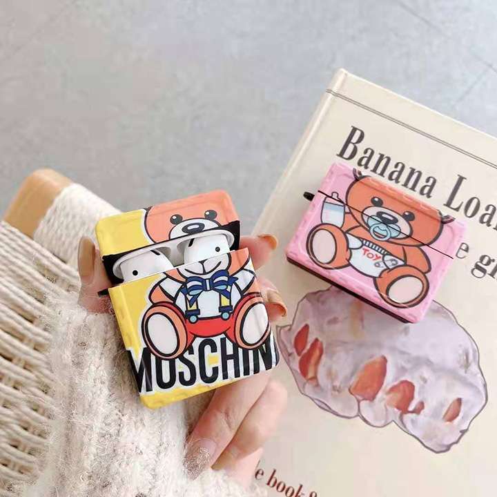 イヤホン ケース  ロゴ付き moschino